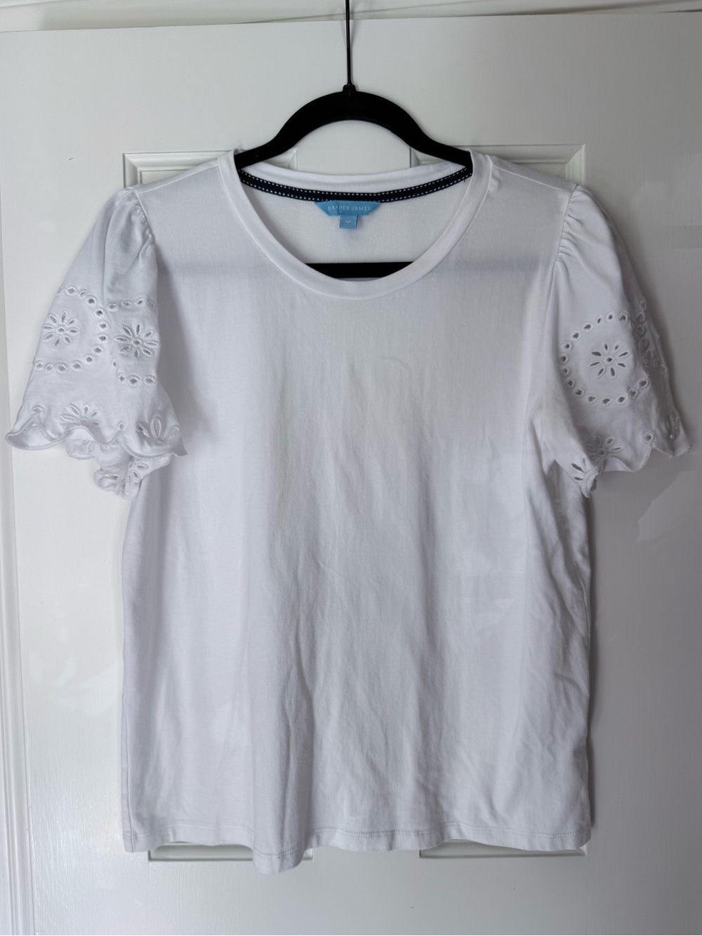 Draper James White Eyelet Puff Sleeve Tee Top Medium Cotton Modal